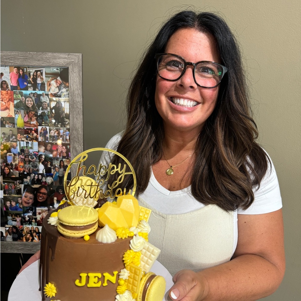 Meet your Posher, Jennifer